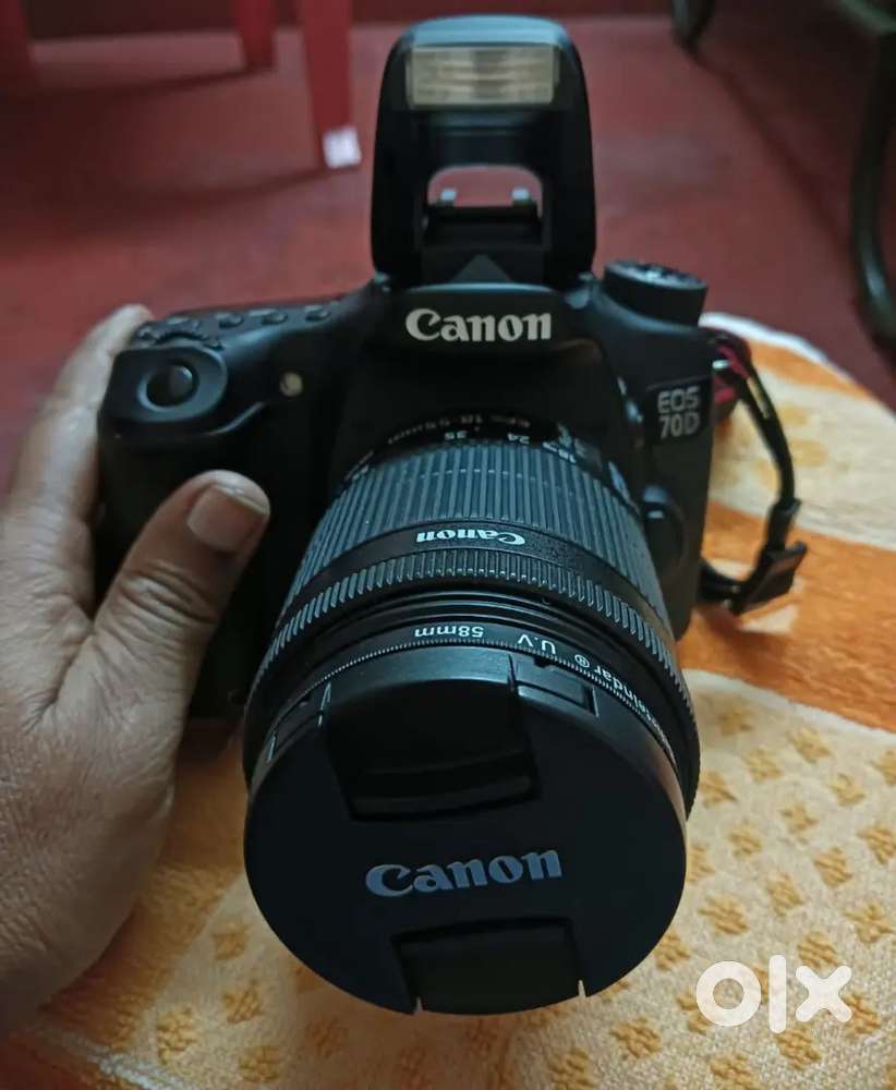 Canon EOS 70D camera with 18.55mm lense