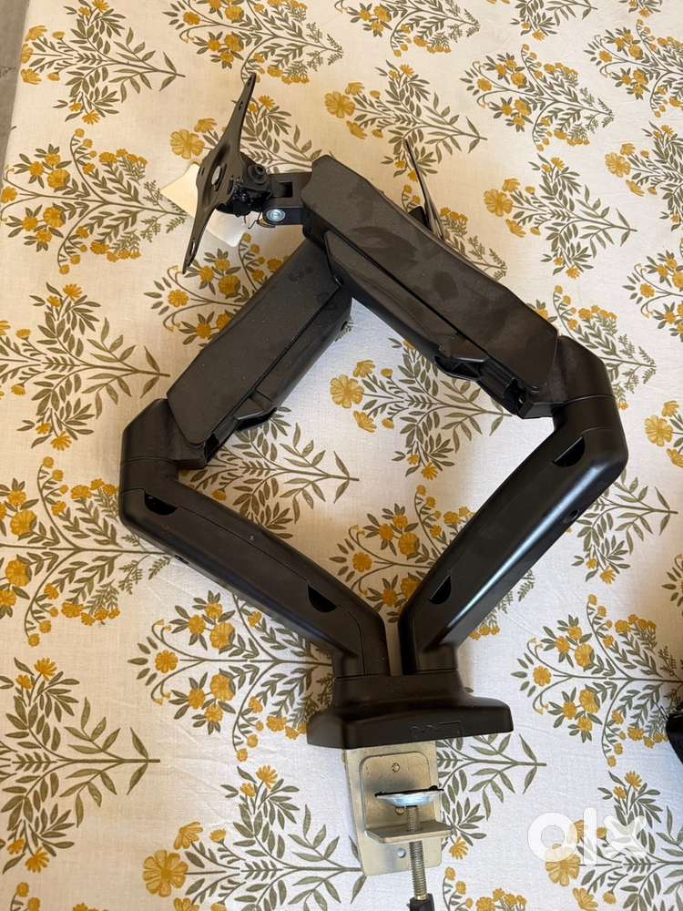 Dual screen angle/ holder