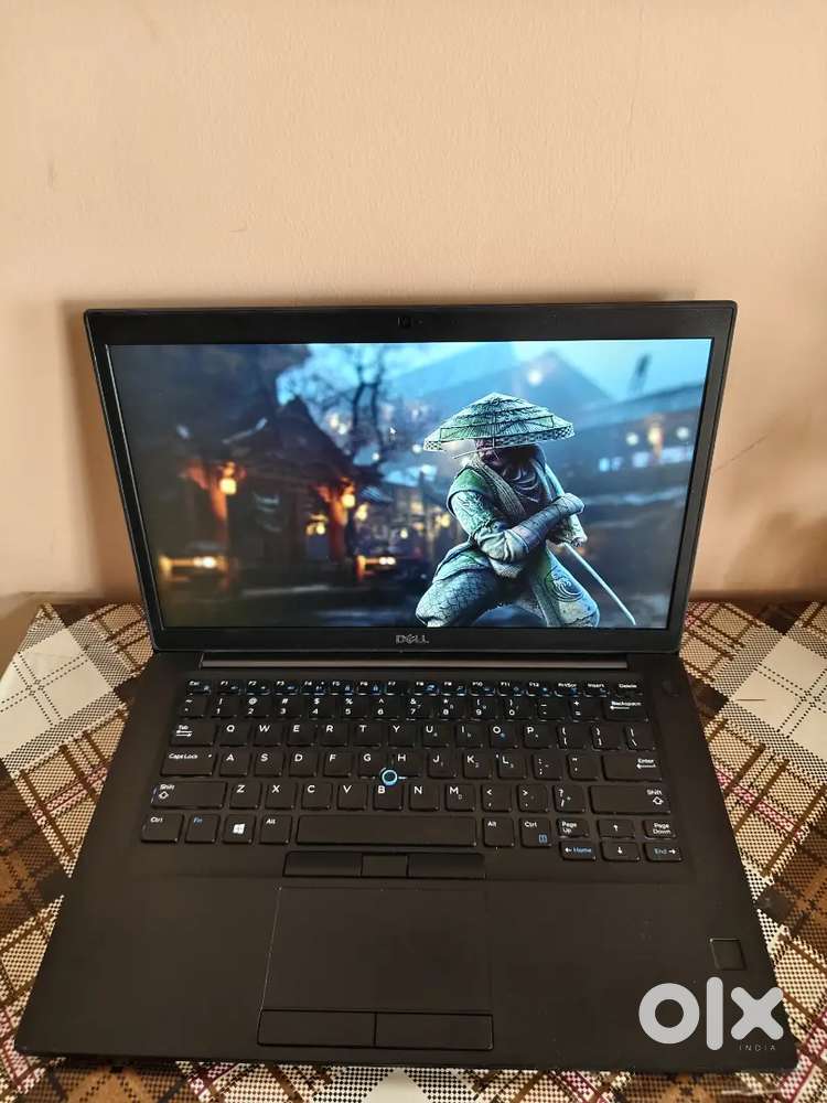 Dell latitude 7480 i7-7thgen 8gbram 256gb SSD nvme