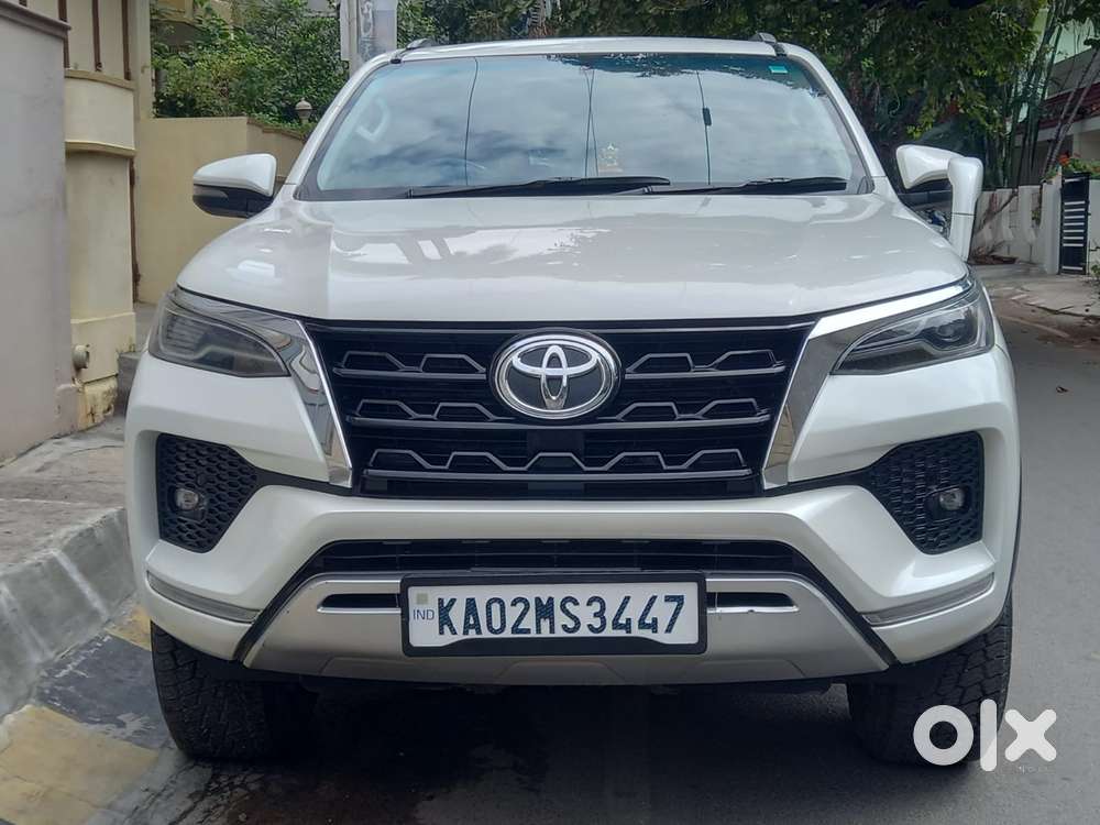 Toyota Fortuner 4X2 AT 2.8 Diesel, 2022, Diesel