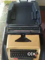 Old typewriter