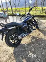 Bajaj Avenger 2017 model