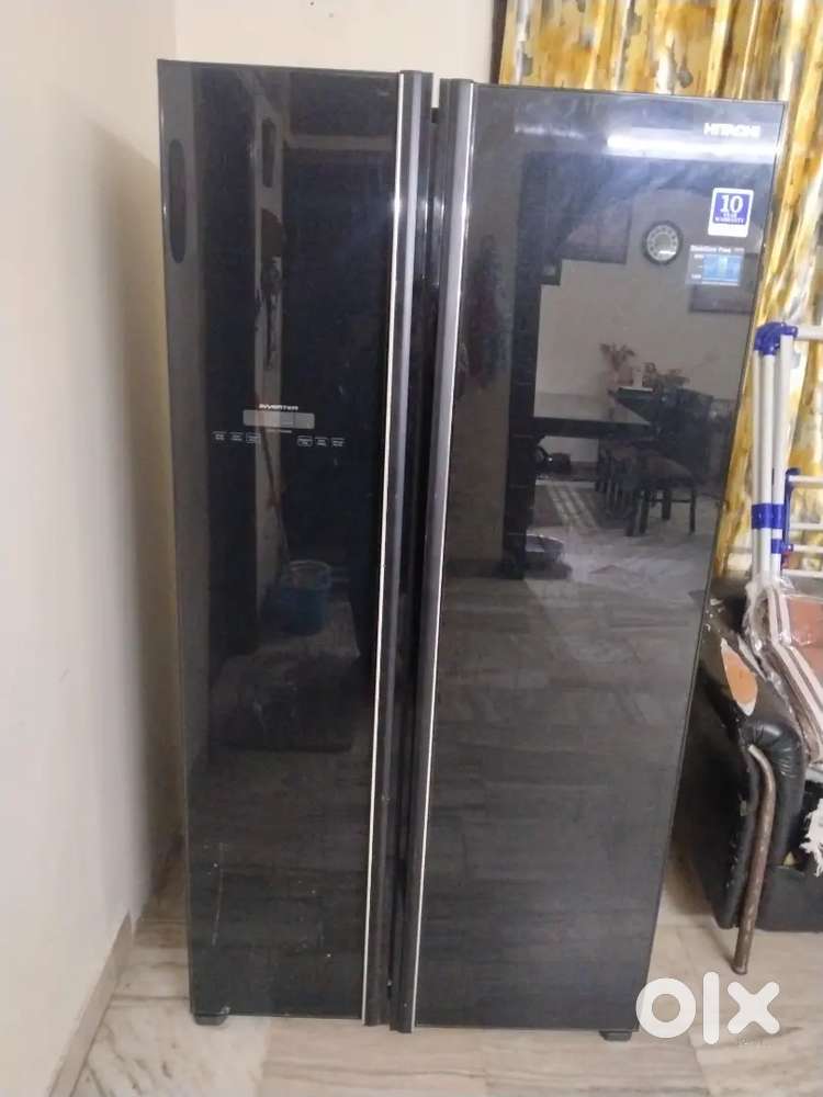 Hitachi Double door fridge