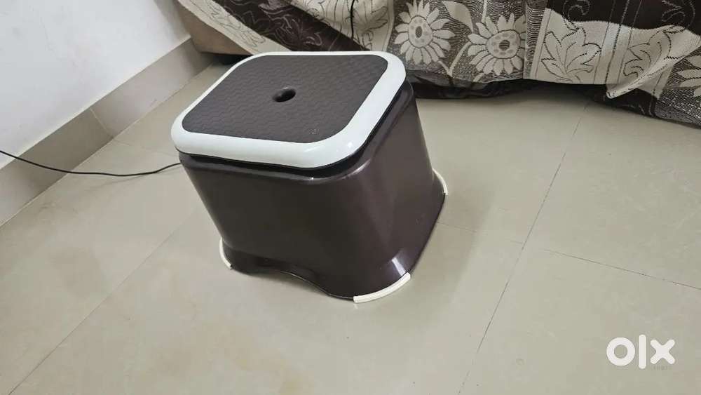 Induction stove, rice cooker, kitchen cutlery, grinder with boxes