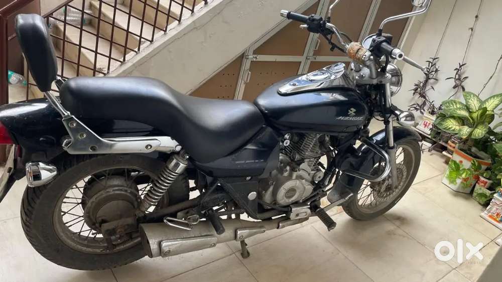 Bajaj avenger 220 , 2015 model