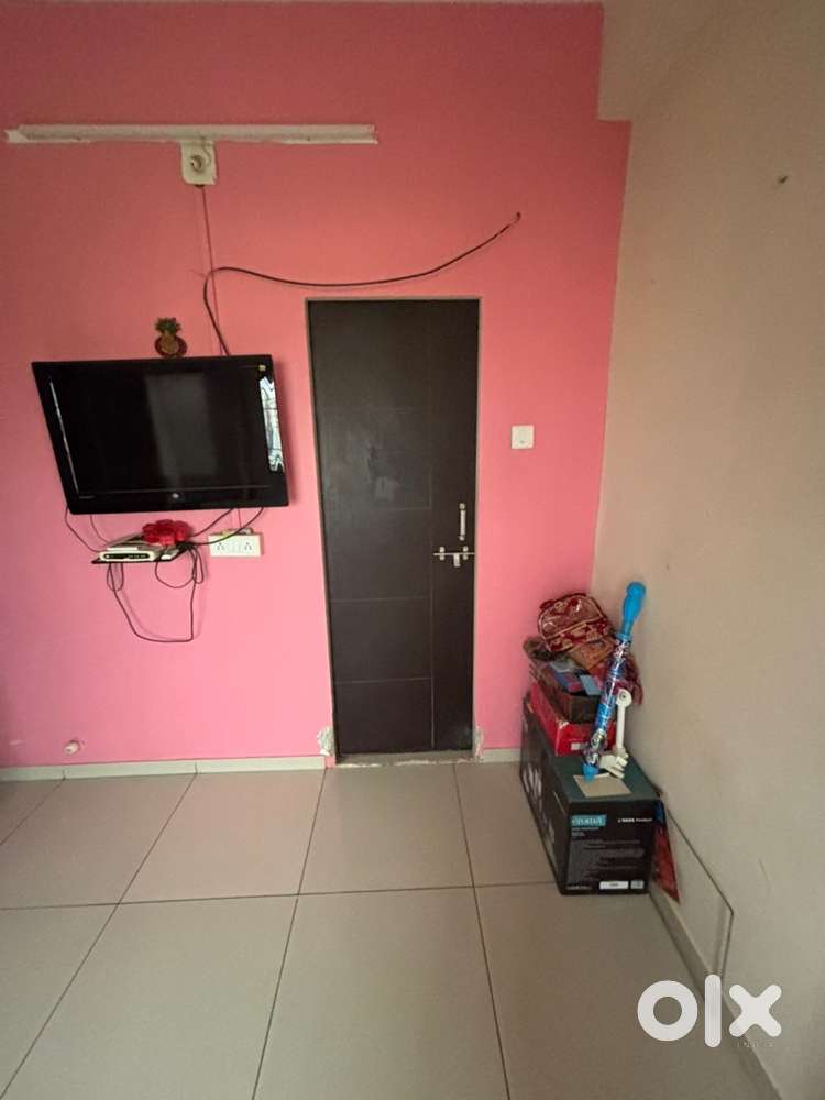 East facing 2 bhk semi furnish in Bhaili TP 4 for sale