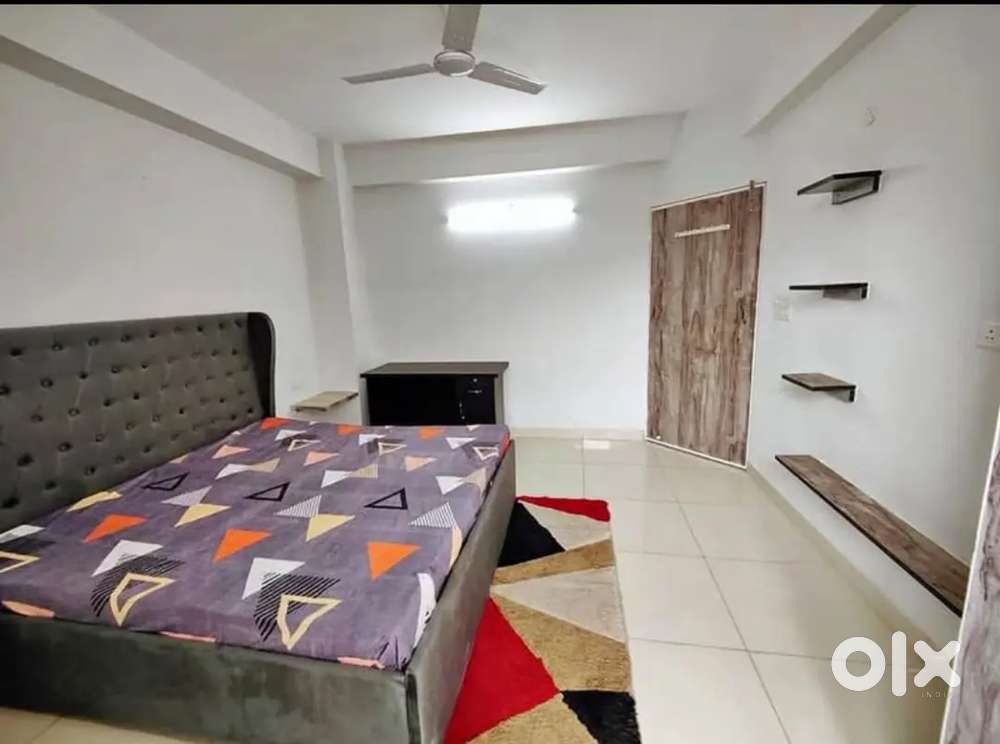 Very nice location good condition near by Market