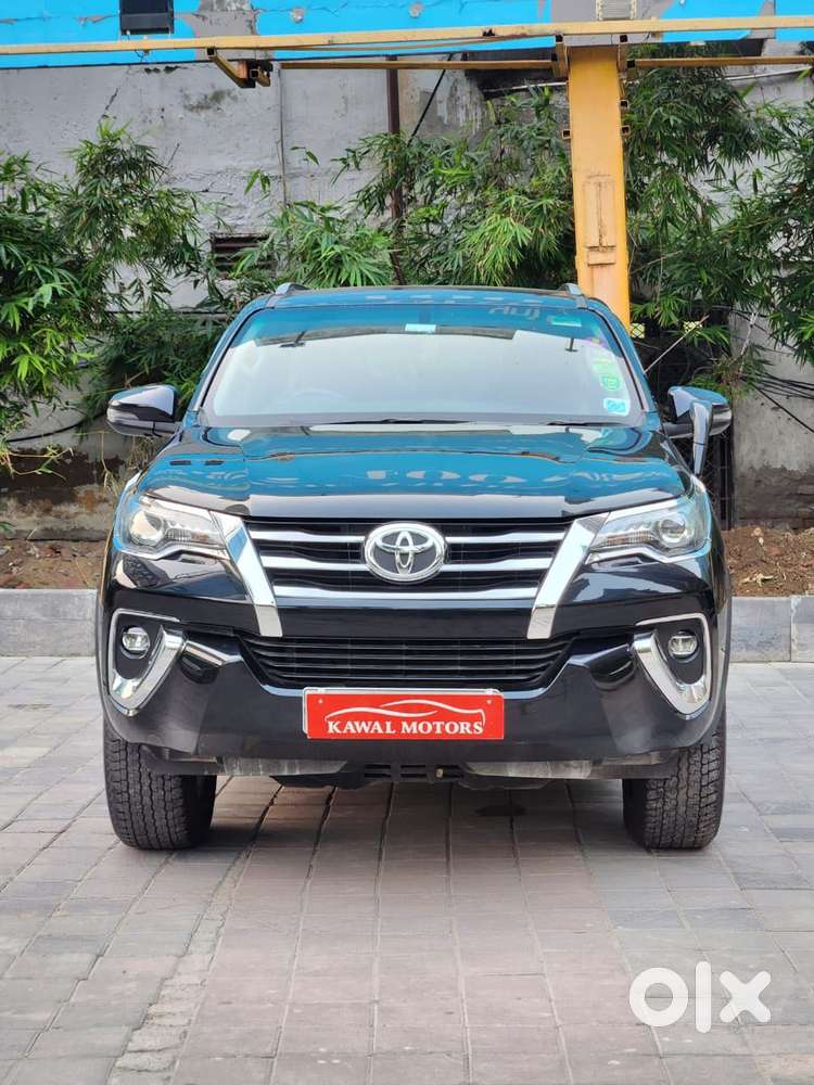 Toyota Fortuner 4X2 AT 2.8 Diesel, 2019, Diesel