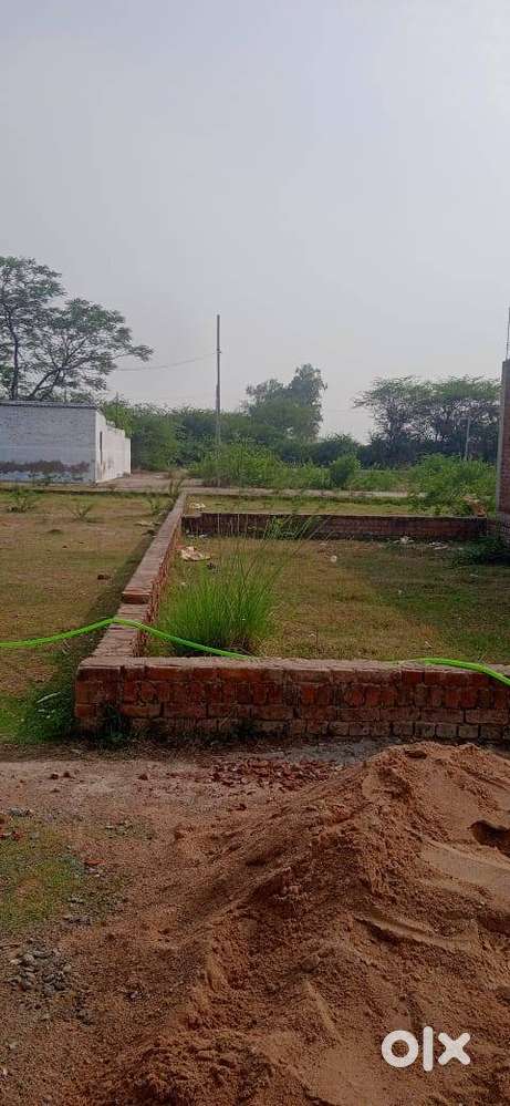 51 GAJ 6 LANE MATR 300 METER PAR 306000 DO TARAF EXPRESS WAY BHI HAI