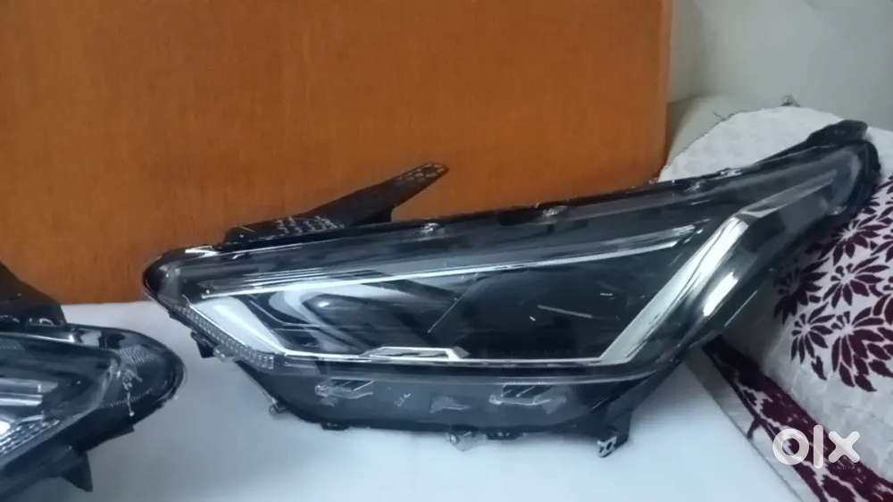 Nissan Magnite OEM LED headlights