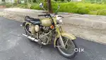 Royal Enfield classic 500 desert storm