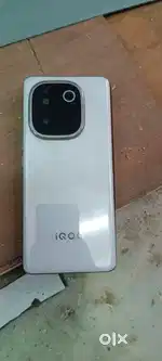 Vivo iqoo 12. 256