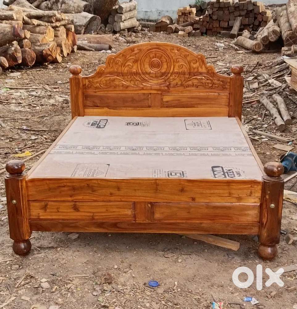 Akeshiya wood Double cots...