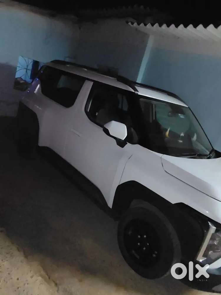 SYROS G1.0T 6MT HTK(0) 2025 Petrol 9800 Km Driven