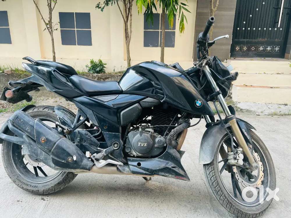 Apache RTR 200 4V – Great Pickup & Mileage  2018 Model
