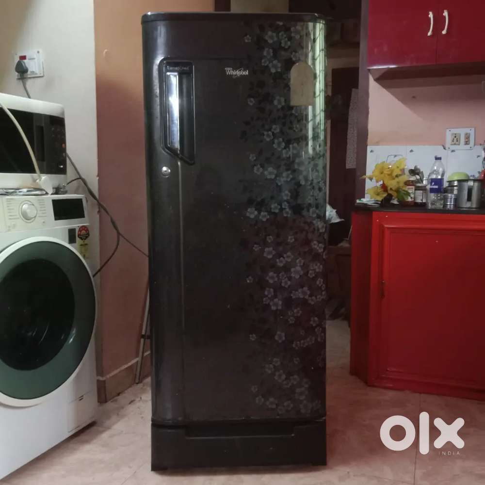 Whirlpool Singledoor Fridge