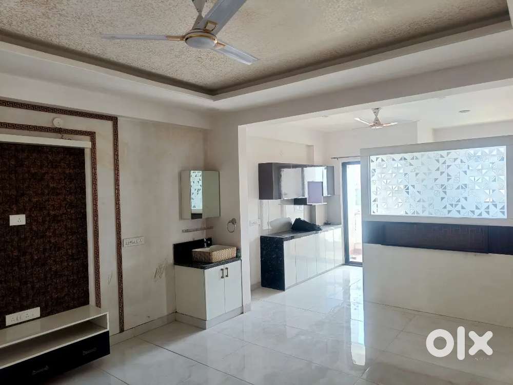 3-BHK FULLY- FURNISHED FLAT AVAILABLE FOR RENT - VAISHALI WEST, JPR.