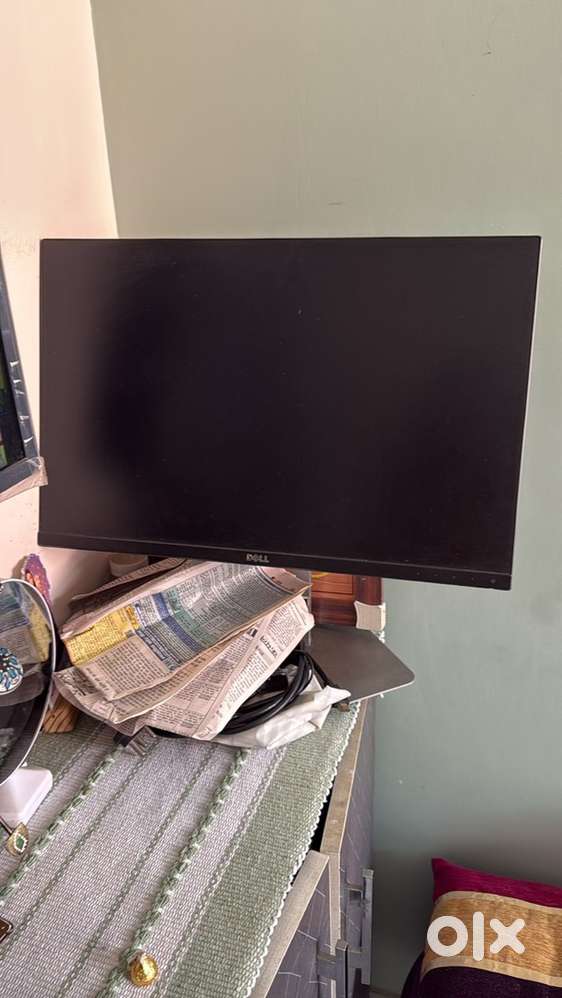 Dell U2415 – 24-inch UltraSharp IPS Monitor (Almost New Condition