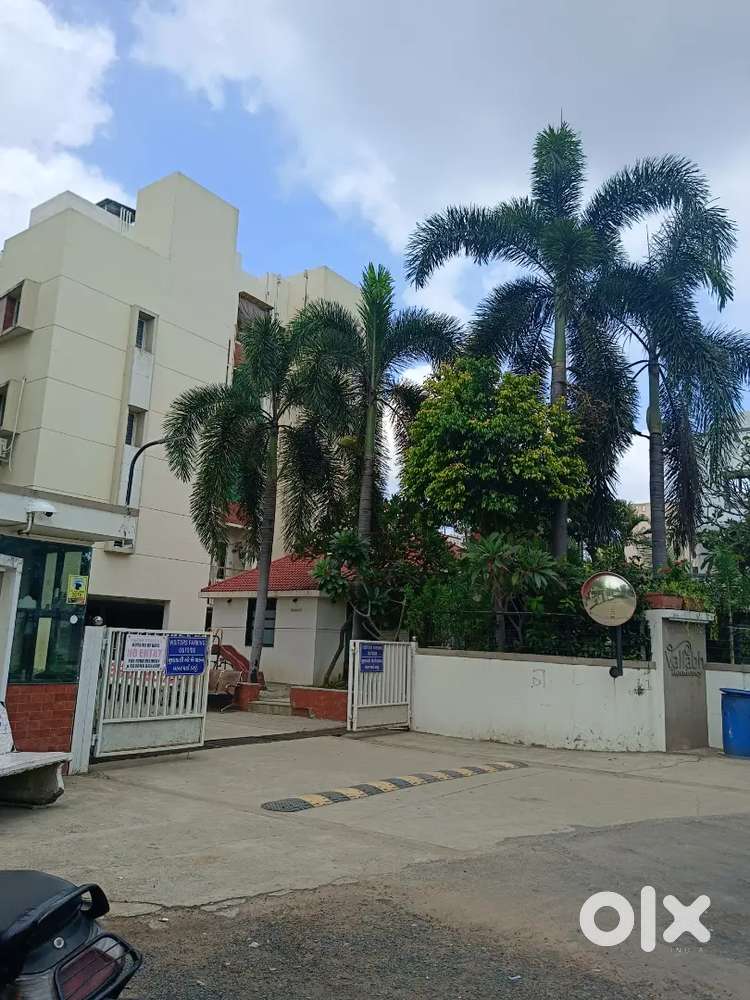 Prime location vadsar