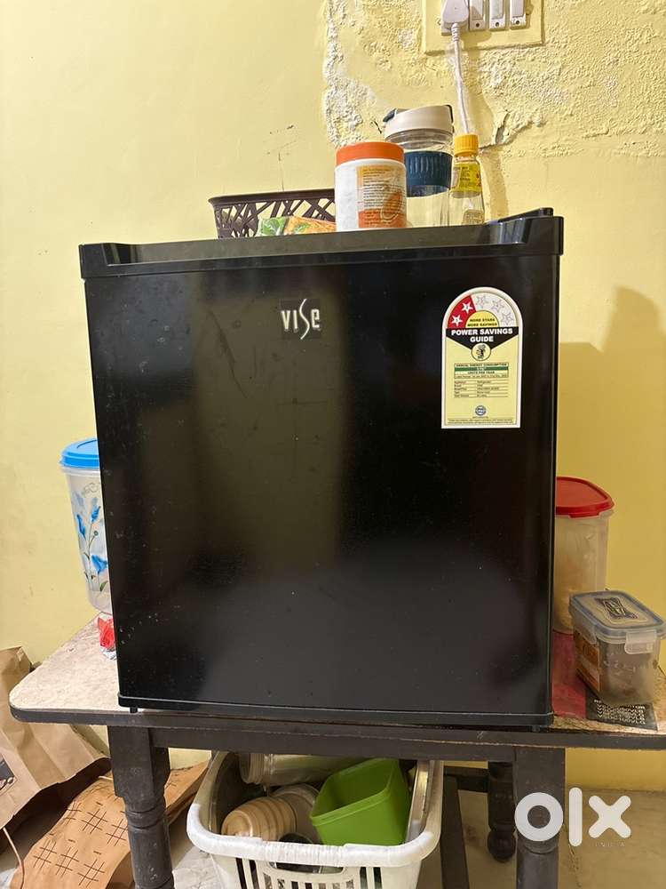 Vise mini fridge