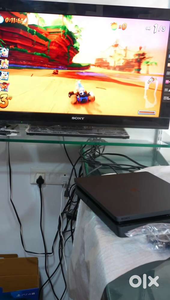 Ps4 slim 1tb version
