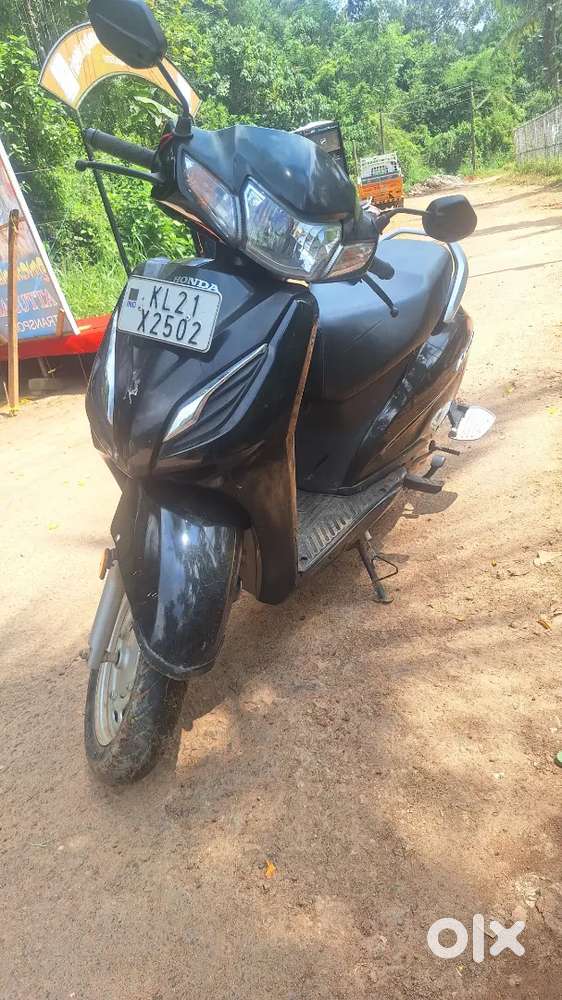 All pappers clear, no accident history, new tyre, well maintained