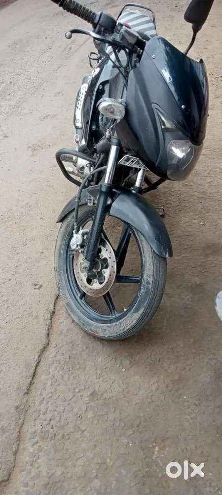 Bike condition achi h khoi kaam ni h bus miter band ho gaya h