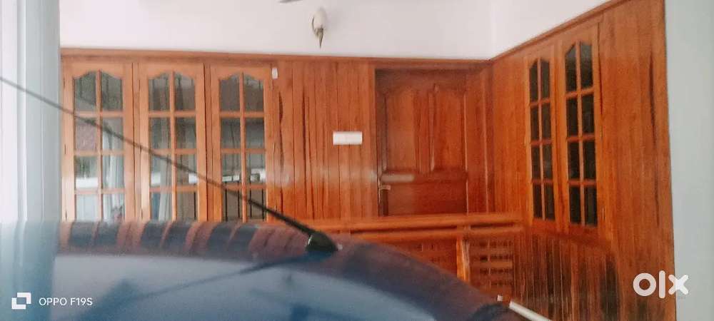 4bhk Independent house for rent ulloor medical collage nearby