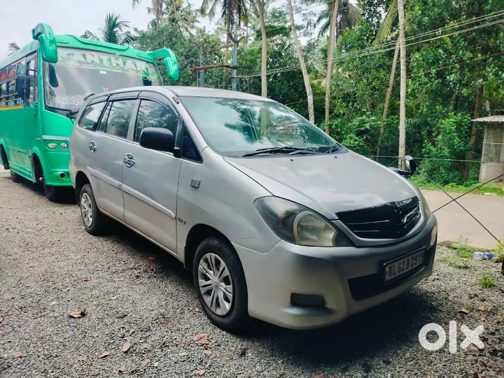 Toyota Innova 2006 Diesel 290000 Km Driven