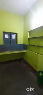 Rooms available for boys bachelor with kitchen and free wifi