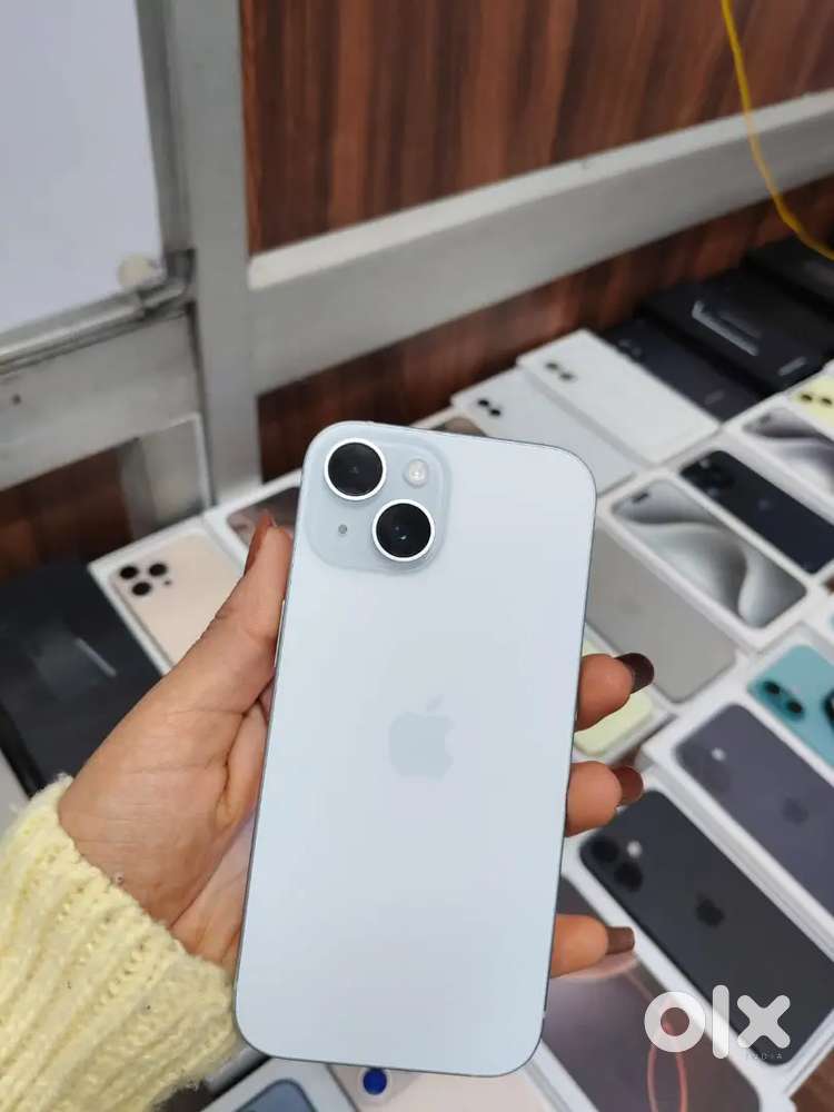 Get iPhone 15 in good battery health model in genuine price
