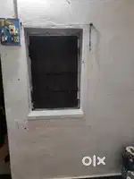 एक रूम किराये देना है.लेटबाथ अटैच नहीं है.एक व्यक्ति को ही देना है.