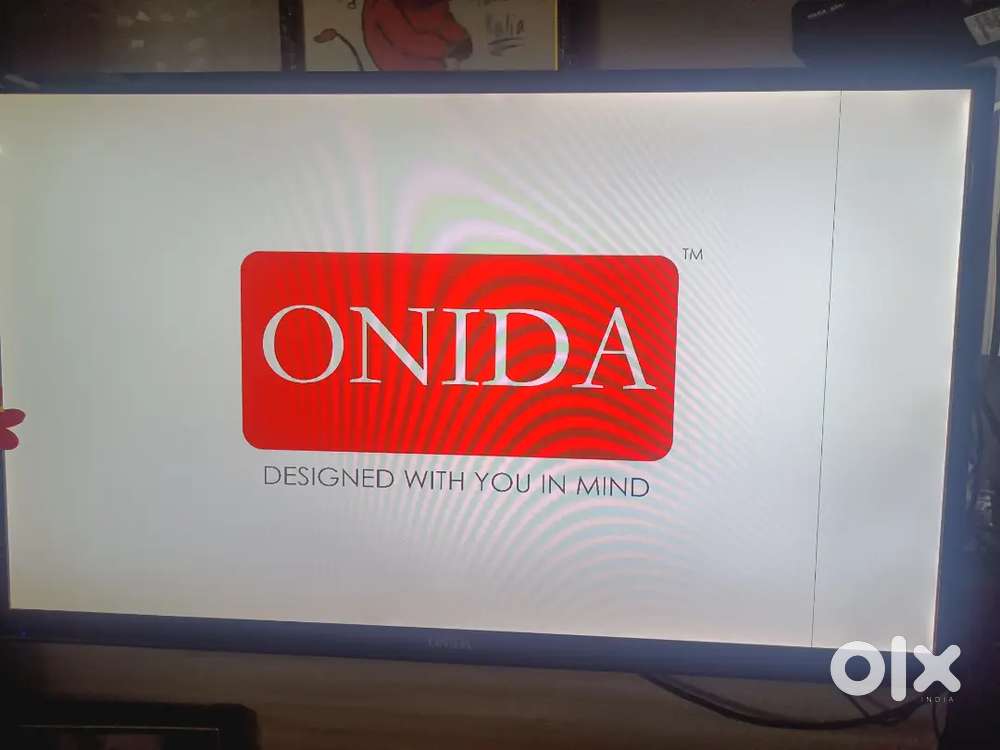 Onida 40 inch television