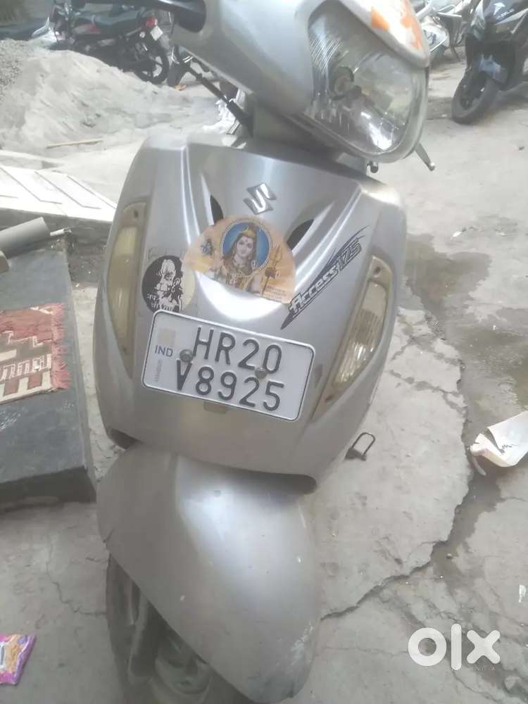 Suzuki Access