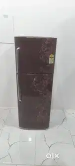 LG flower model maroon colour 5star rating with inbuilt stabilizer