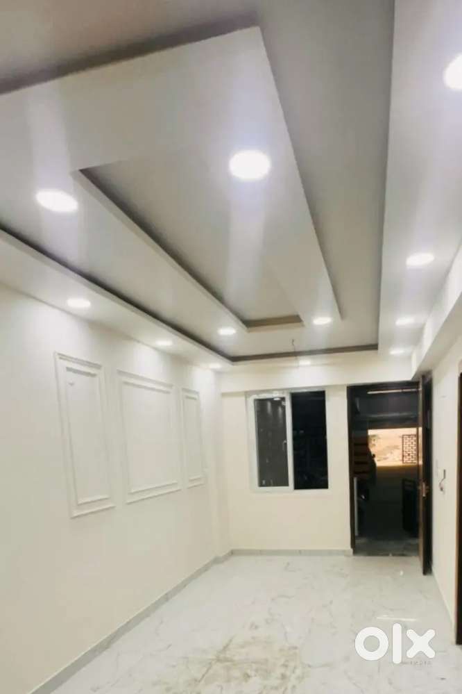 Diwali offers ke sath khariden 2BHK flat prime location pe