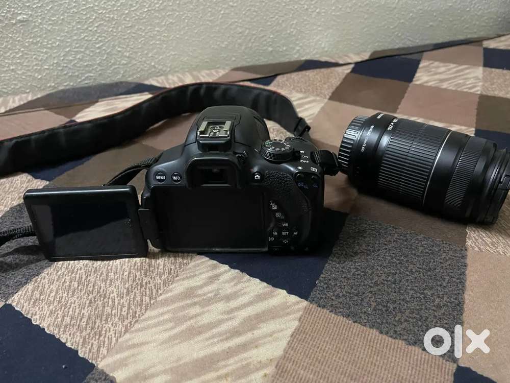 Canon 700D DSLR