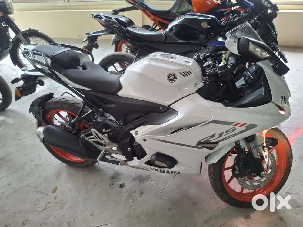 R15 version 4 Yamaha