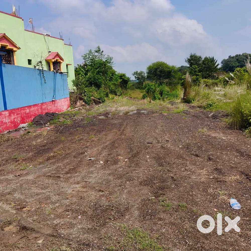 Land for sale in Hata behind abhinandan hotel chaibasa road