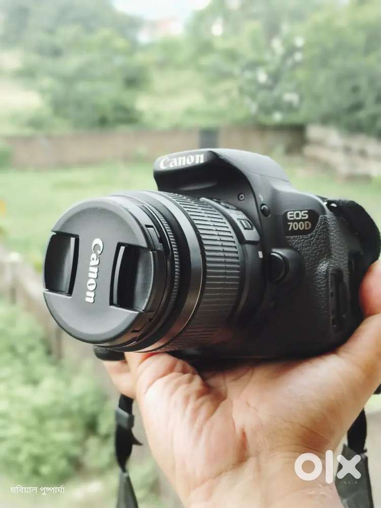 Canon EOS 700D DSLR