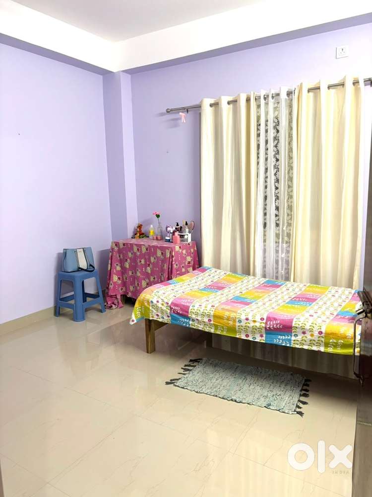 Room for rent in a 3bhk Apartment  ₹5700
