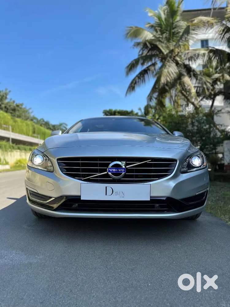 Volvo S60 D5 Inscription 2016 Single Owner Bright Silver  44000 kms