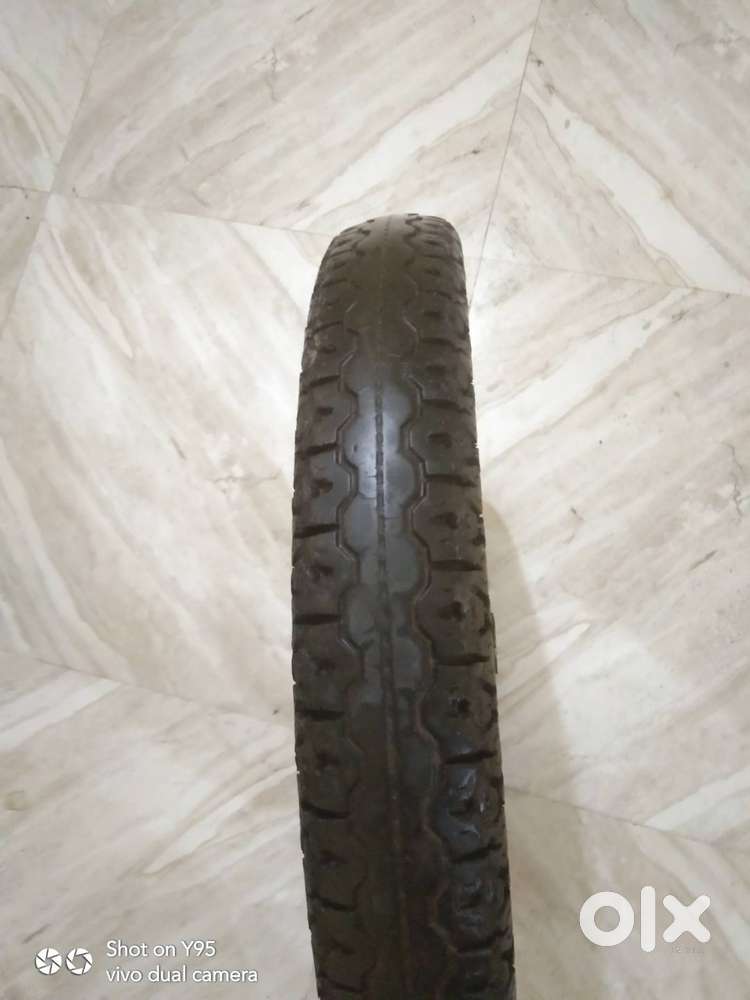 Splender plus bike back side magwheel with tyr