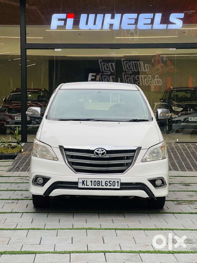 Toyota Innova 2.5 G (Diesel) 7 Seater, 2015
