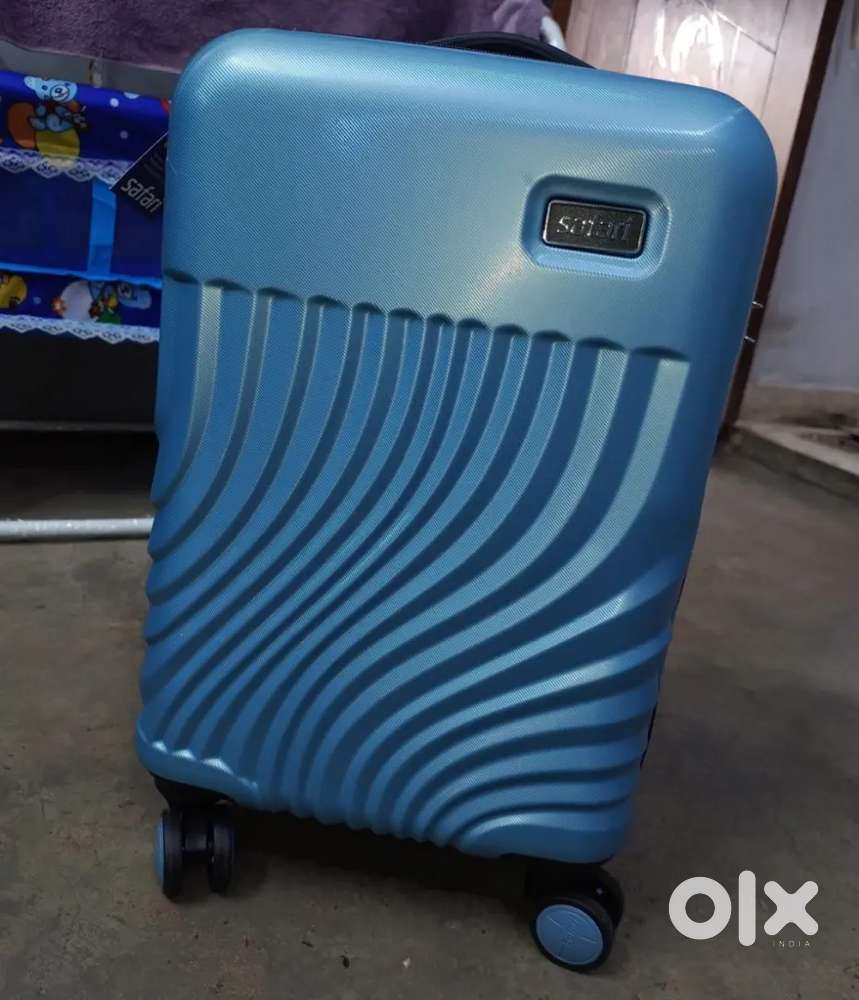Safari 55cm and 65 cm travel  suitcase