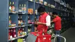 Wanted m/f packing helpers  [ partime/ fulltime