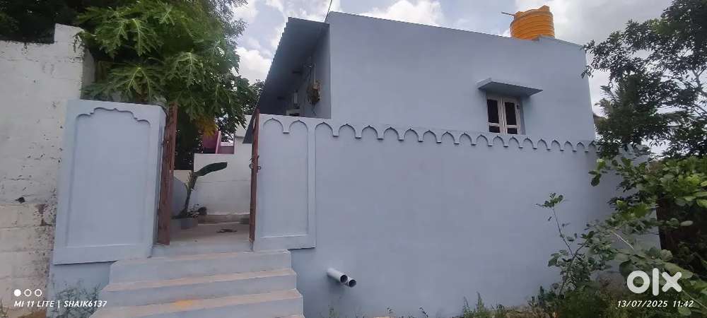Tarakarama nagar house for sale