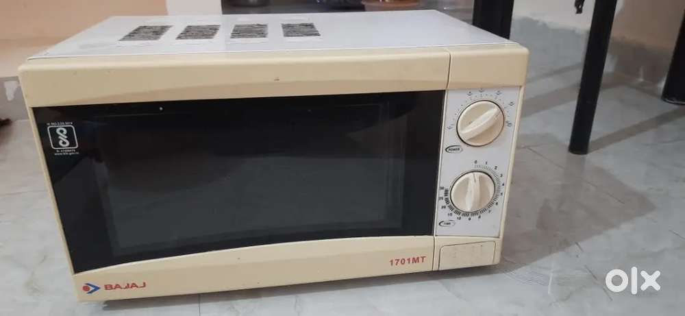 Bajaj microwave