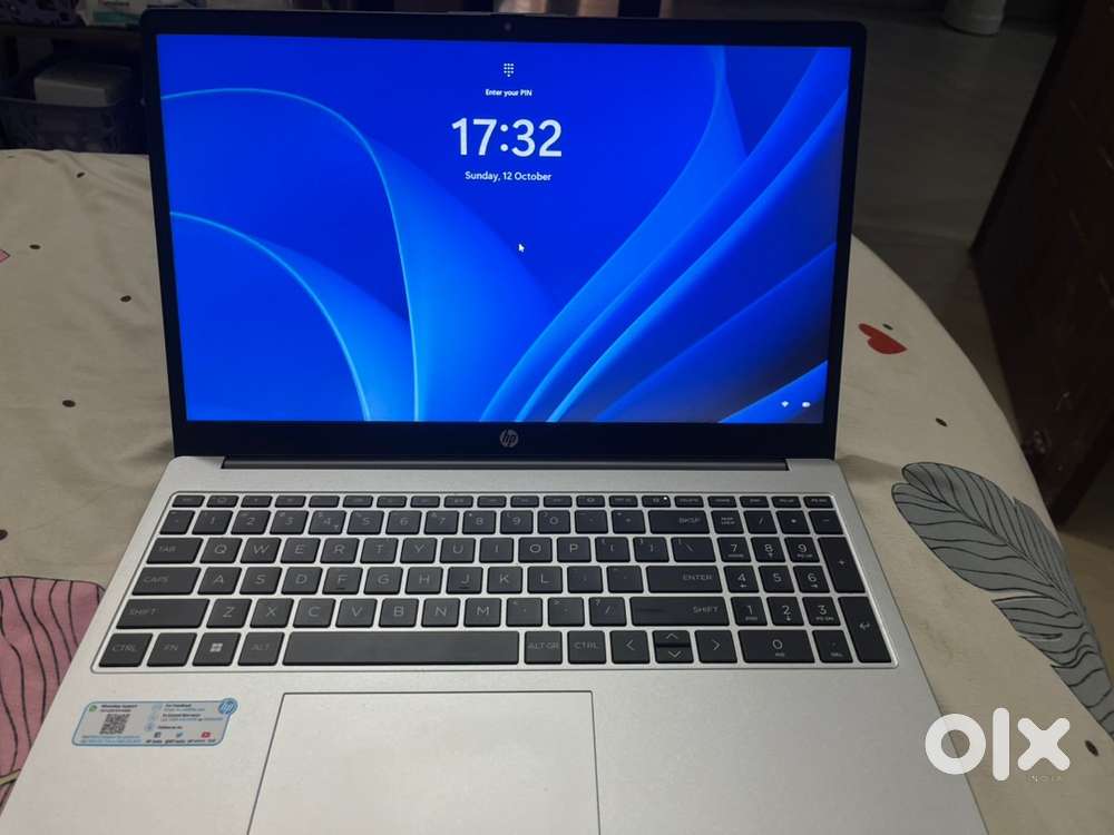 2025 model HP 15 G10 with window 11 only 1 month old