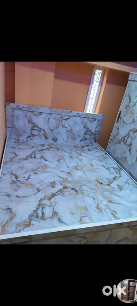 Silding door and open door